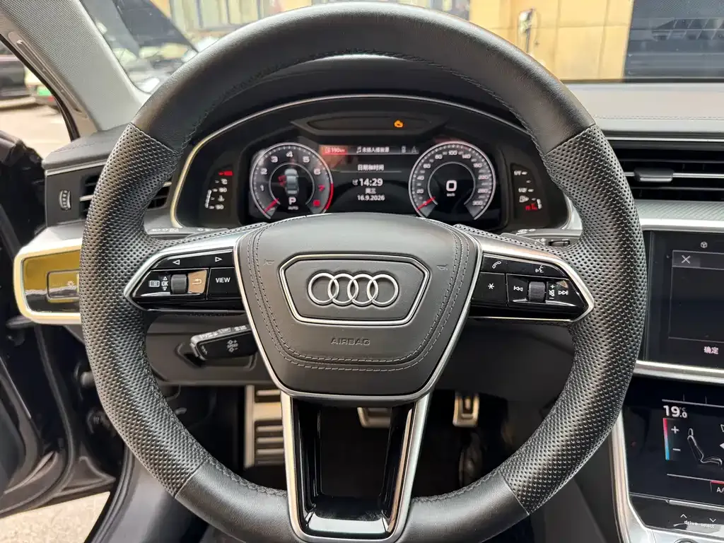 Audi A6L — фото 4
