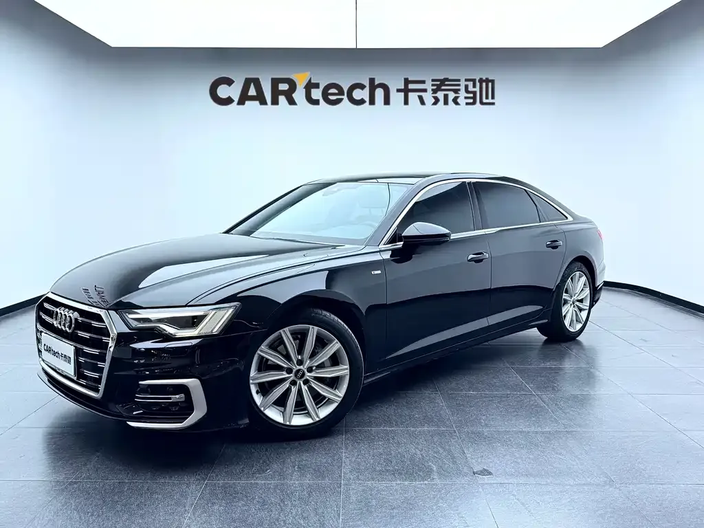 Audi A6L — фото 1