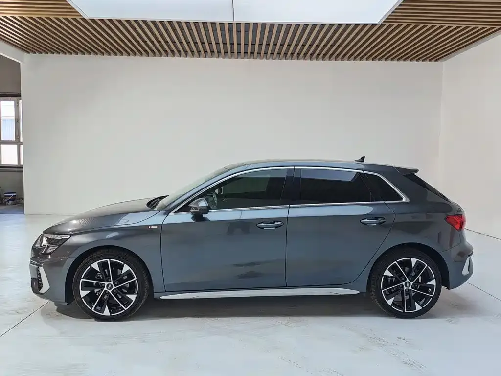Audi A3 — фото 2
