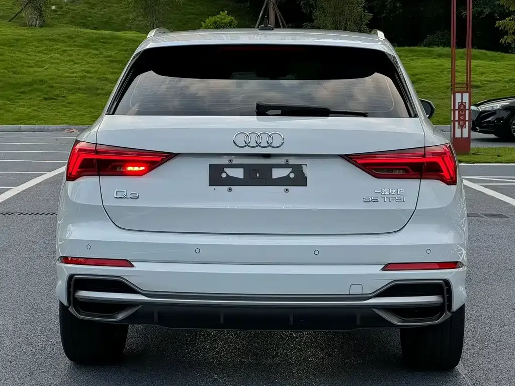 Audi Q3 — фото 2