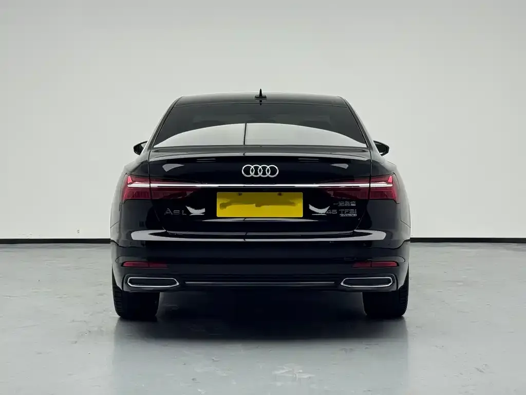 Audi A6L — фото 2