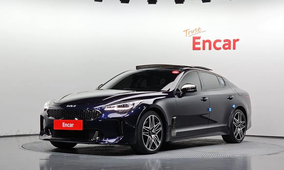 Kia Stinger — фото 1