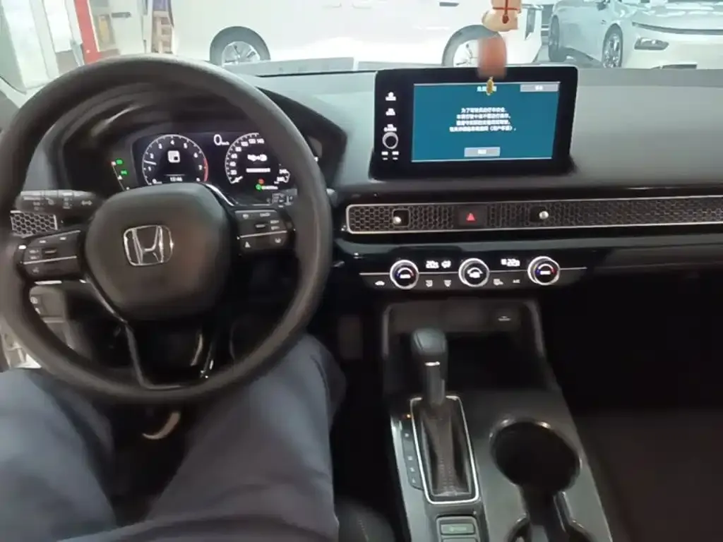 Honda Civic — фото 4