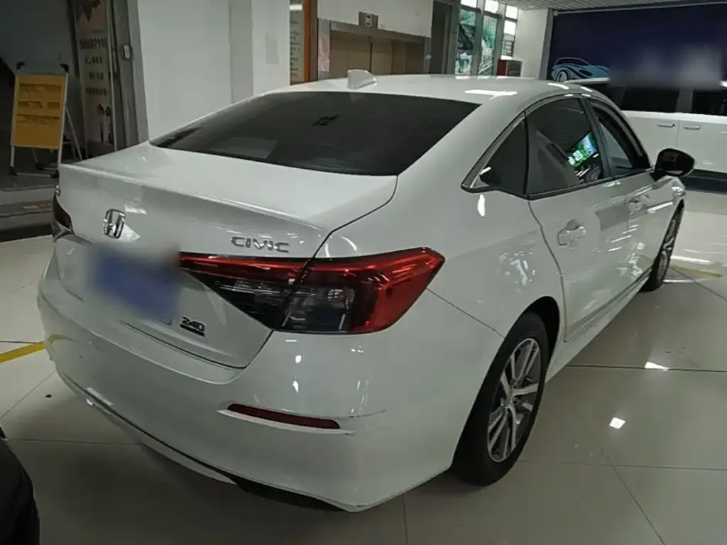 Honda Civic — фото 2