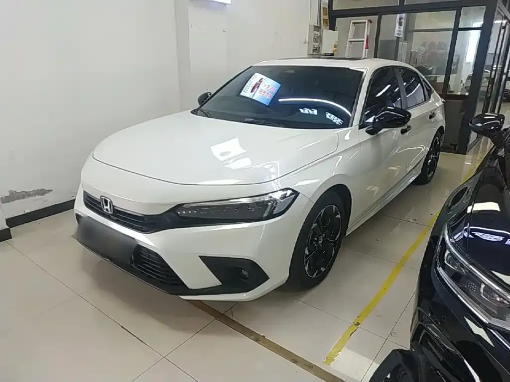 Honda Civic — фото 1