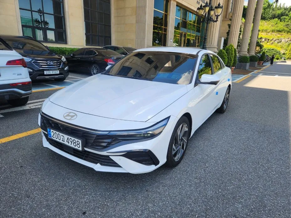 Hyundai AVANTE — фото 5