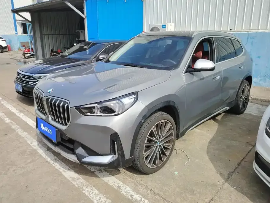 BMW X1 — фото 1