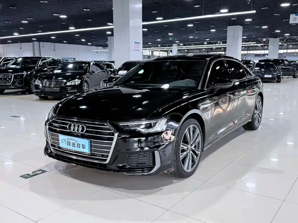 Audi A6L — фото 1