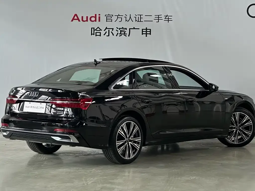 Audi A6L — фото 5