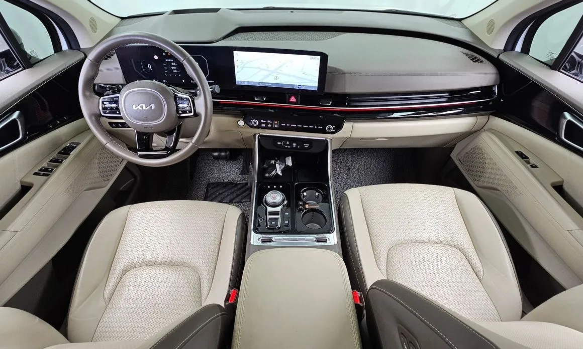 Kia Carnival — фото 10