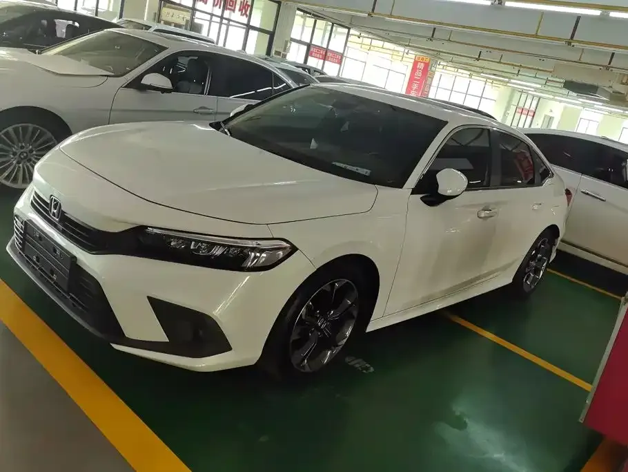 Honda Civic — фото 1