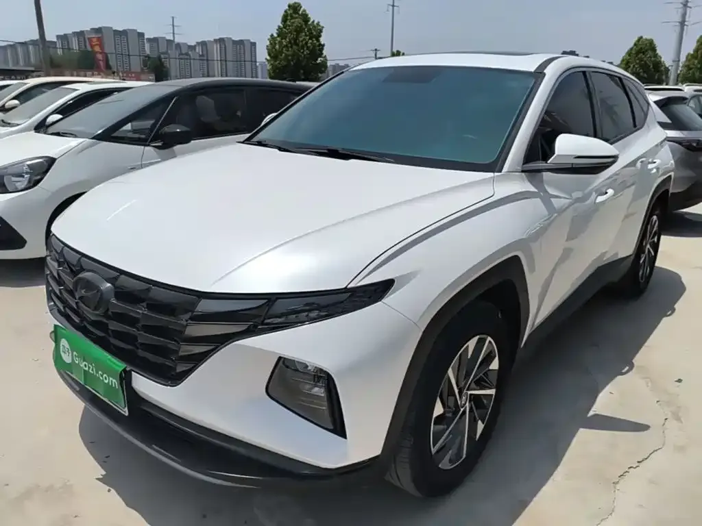 Hyundai Tucson — фото 1