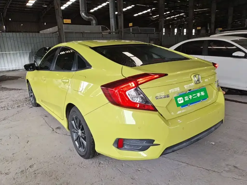 Honda Civic — фото 4
