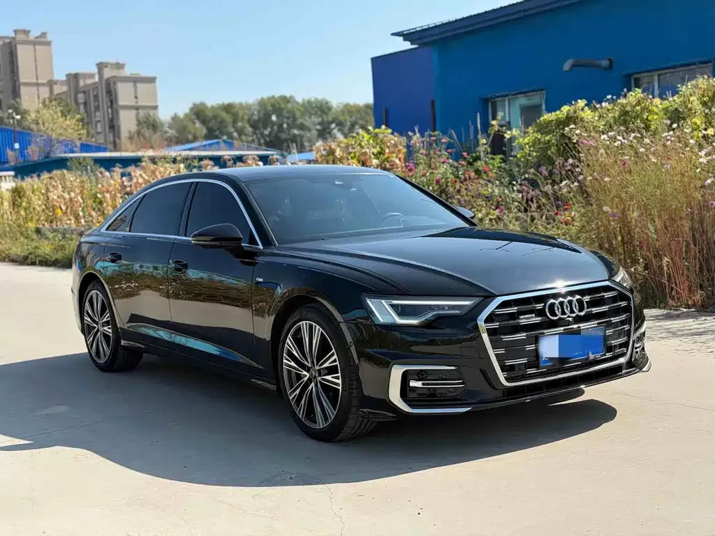 Audi A6L — фото 9