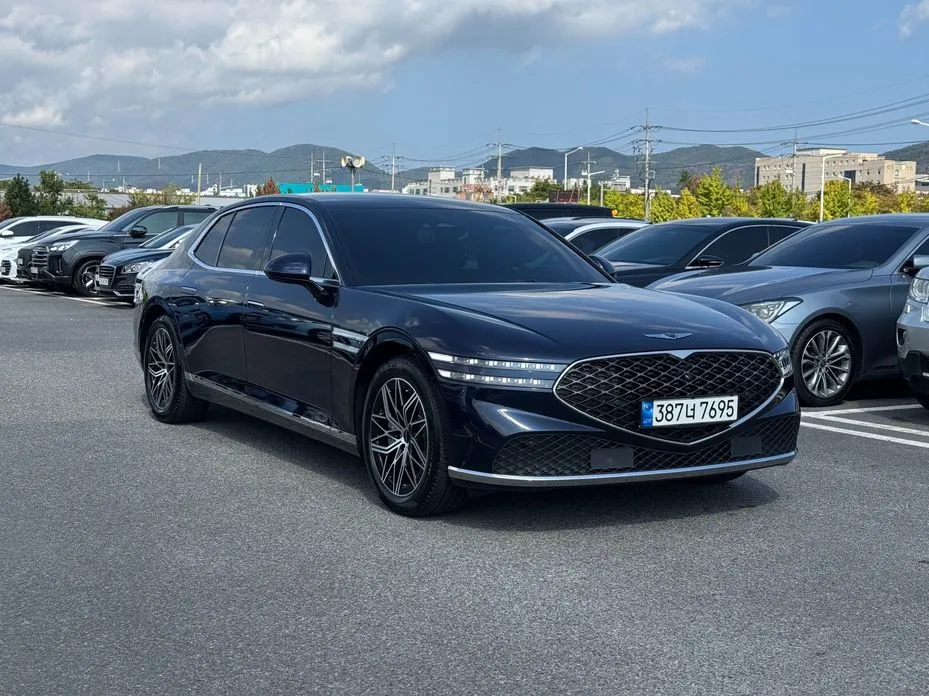 Genesis G90 — фото 1