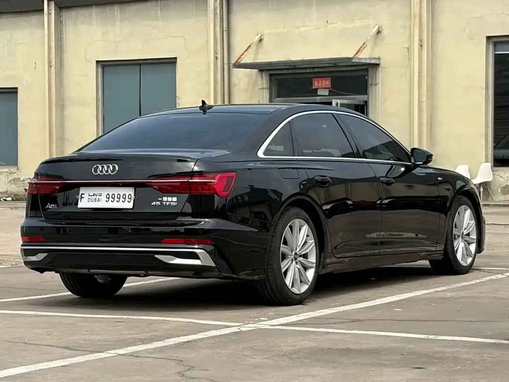 Audi A6L — фото 3