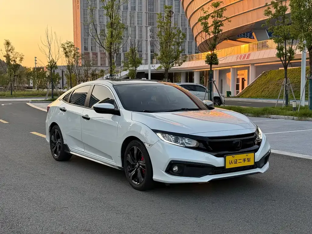 Honda Civic — фото 4