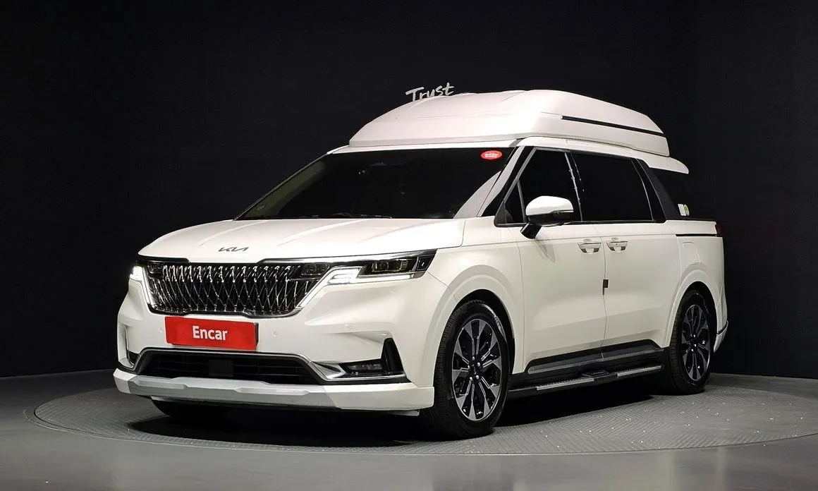 Kia Carnival — фото 1