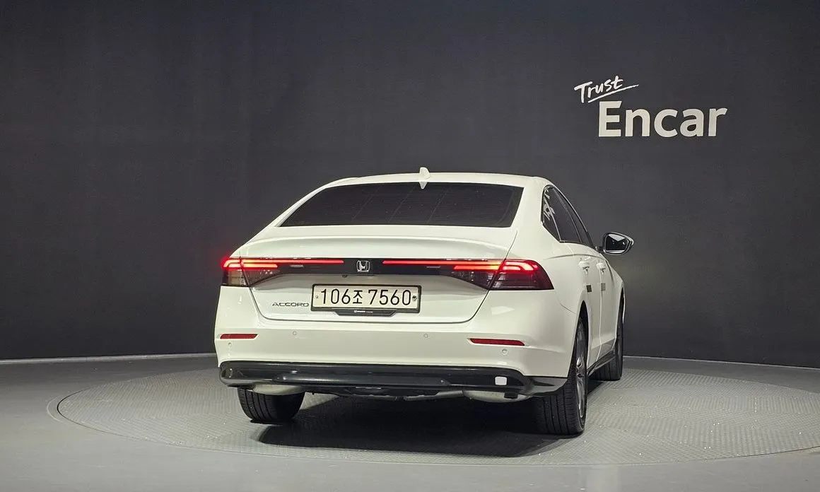Honda Accord — фото 2