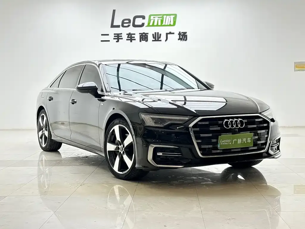 Audi A6L — фото 9