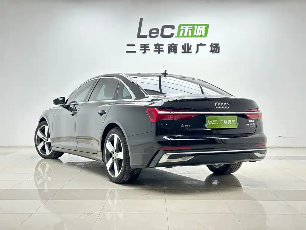 Audi A6L — фото 4