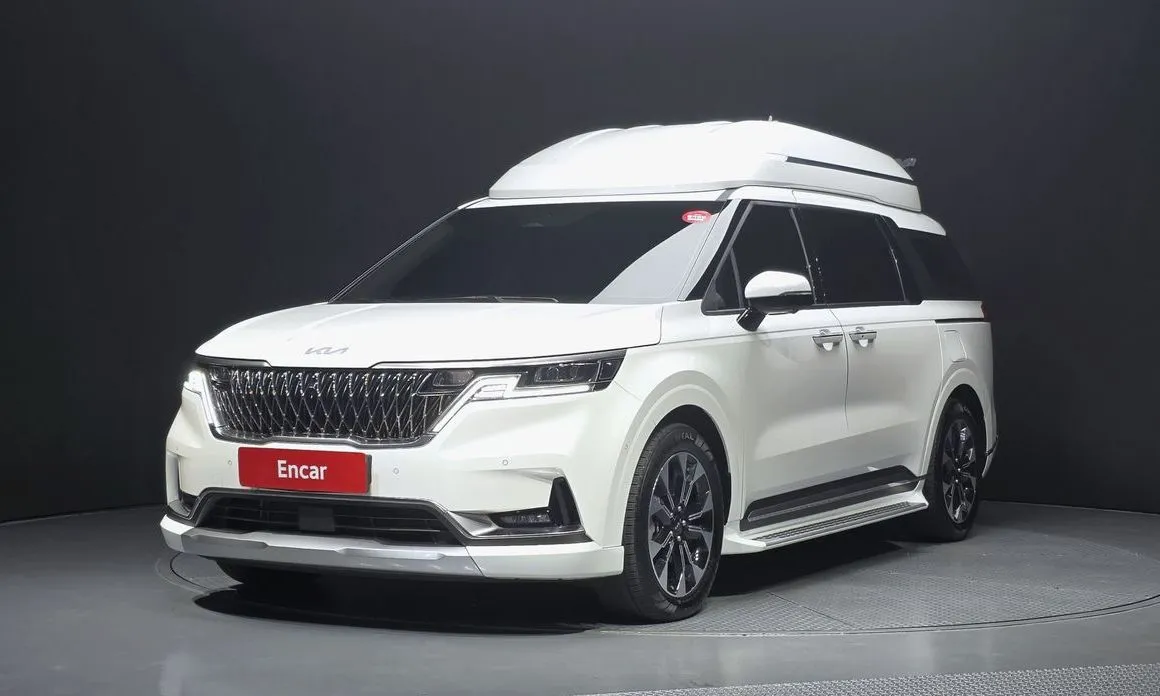 Kia Carnival — фото 1