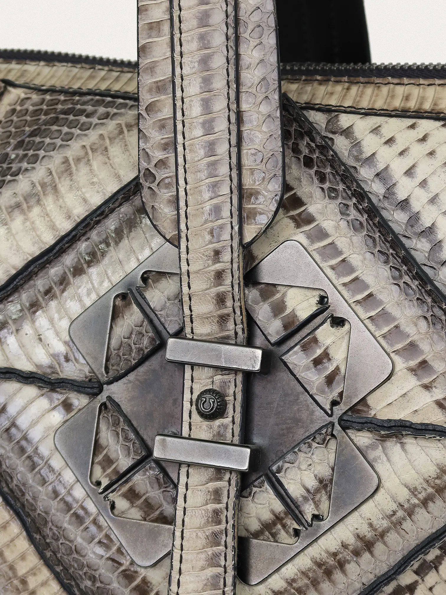 Lizard Shoulder Bag - Master