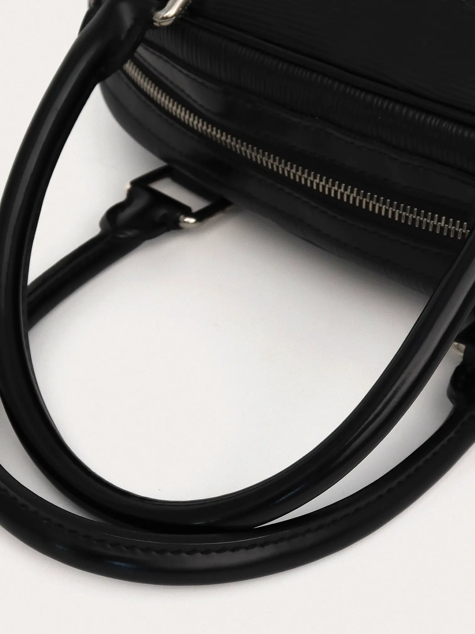 Louis Vuitton Bowling Montaigne PM - Master