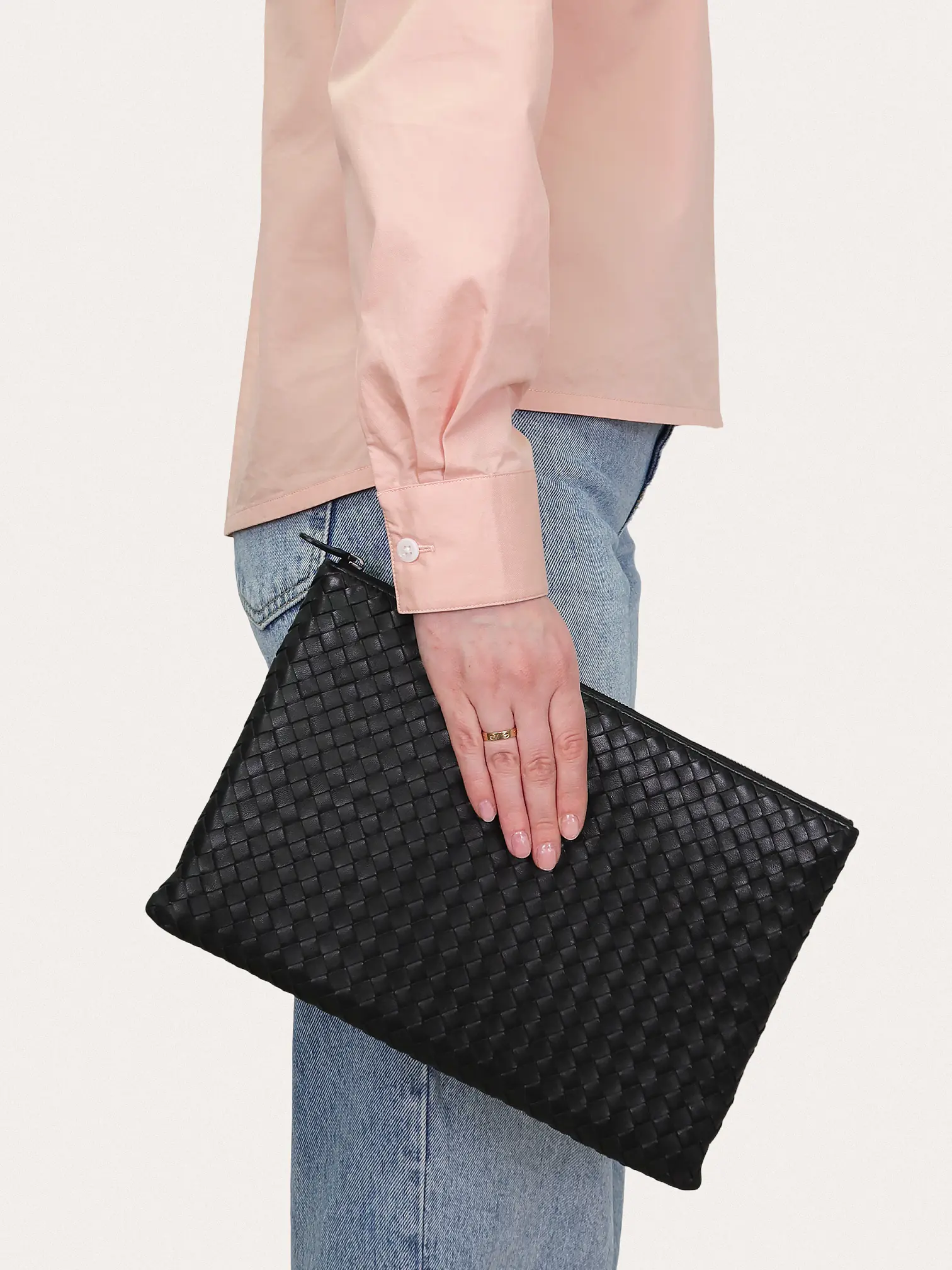 Intrecciato Pouch - Master