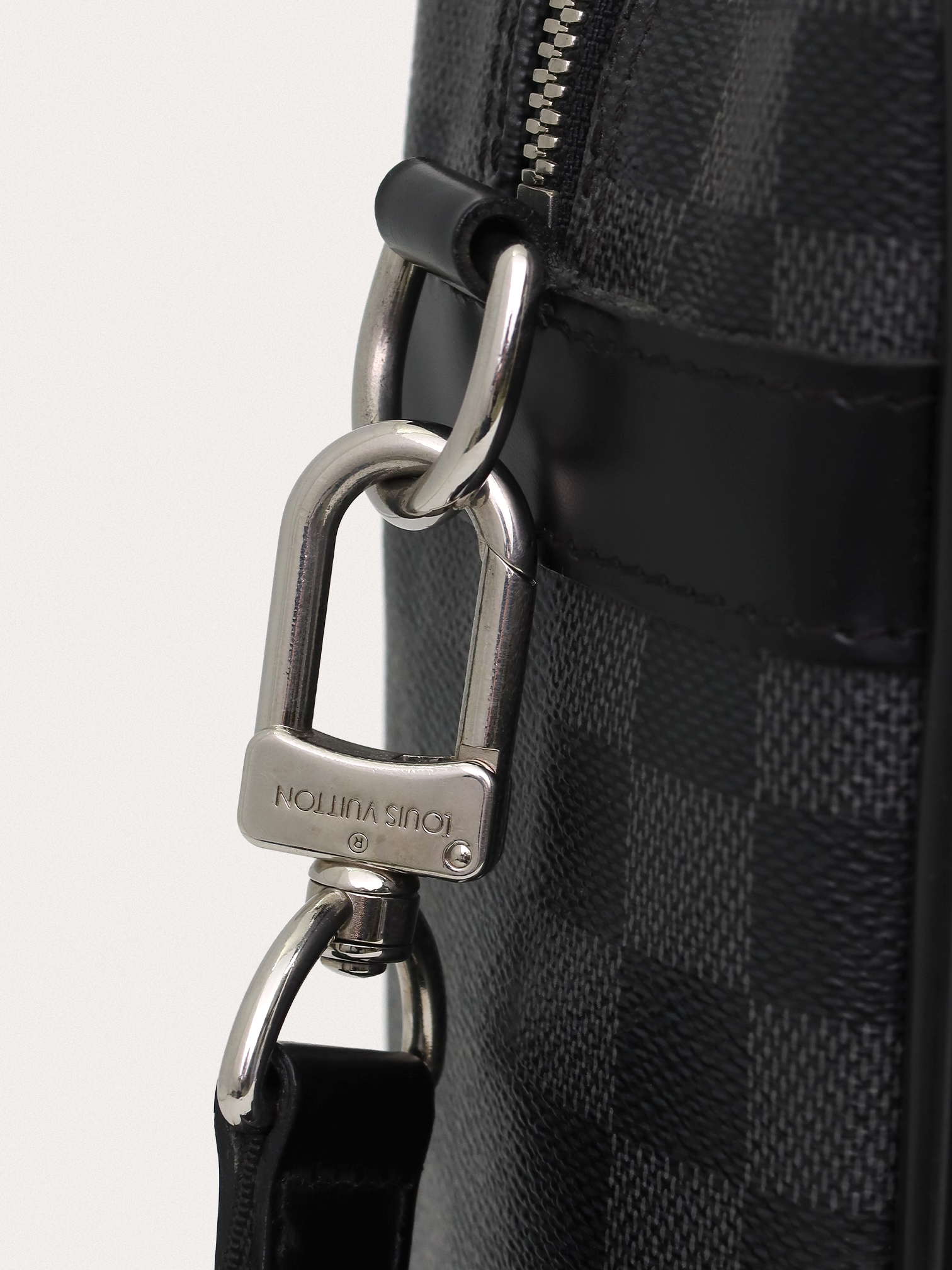 Louis Vuitton Icare Laptop Bag - Master