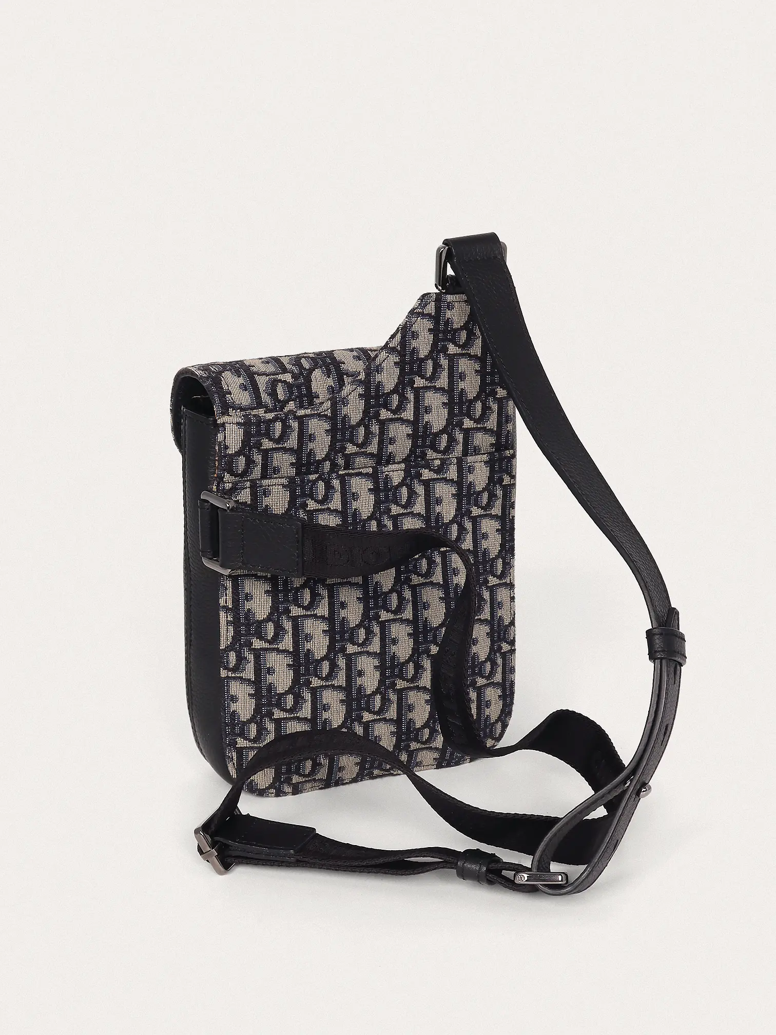 Christian Dior Rectangular Crossbody Pouch - Master