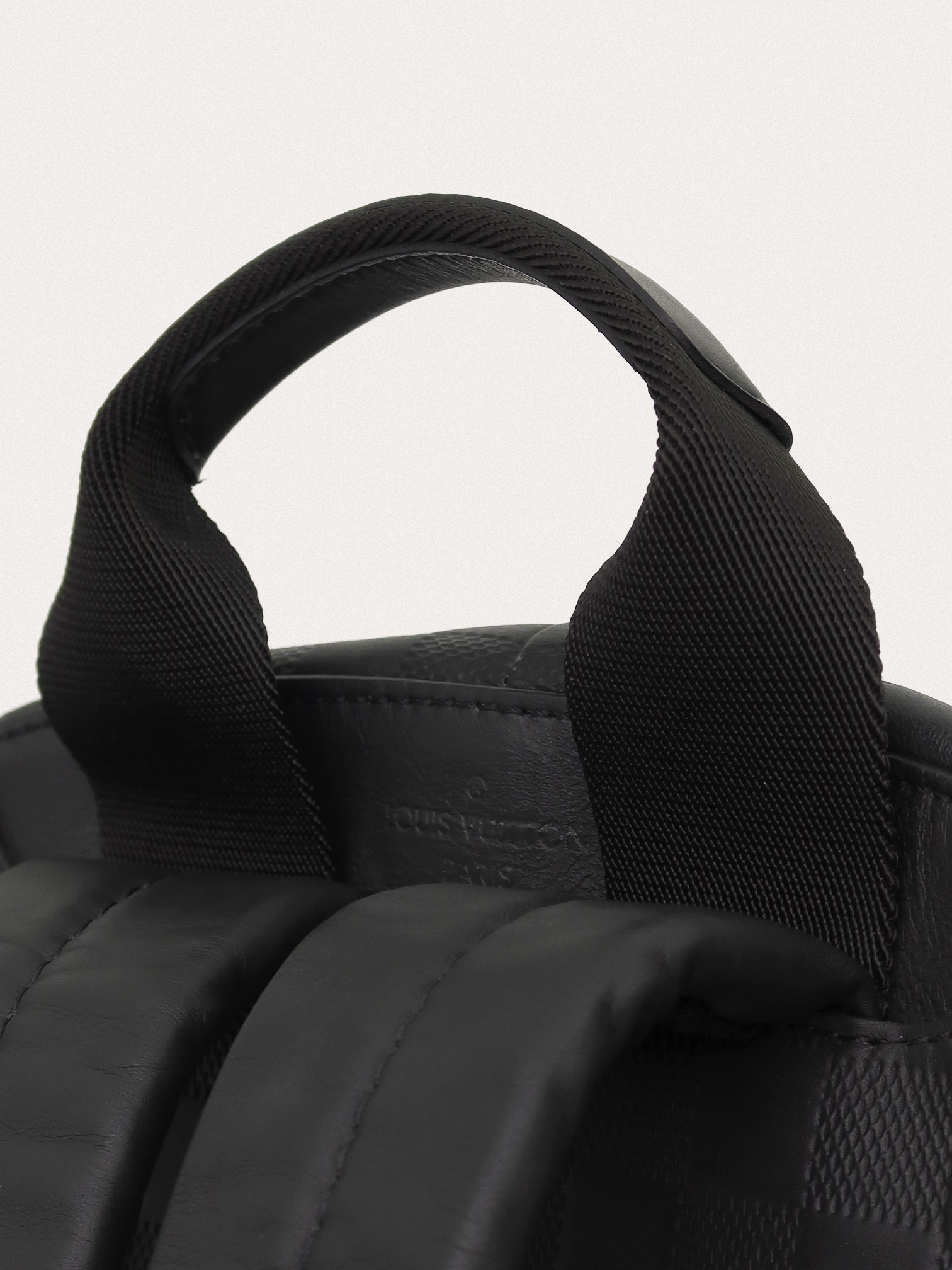 Louis Vuitton Campus - Master