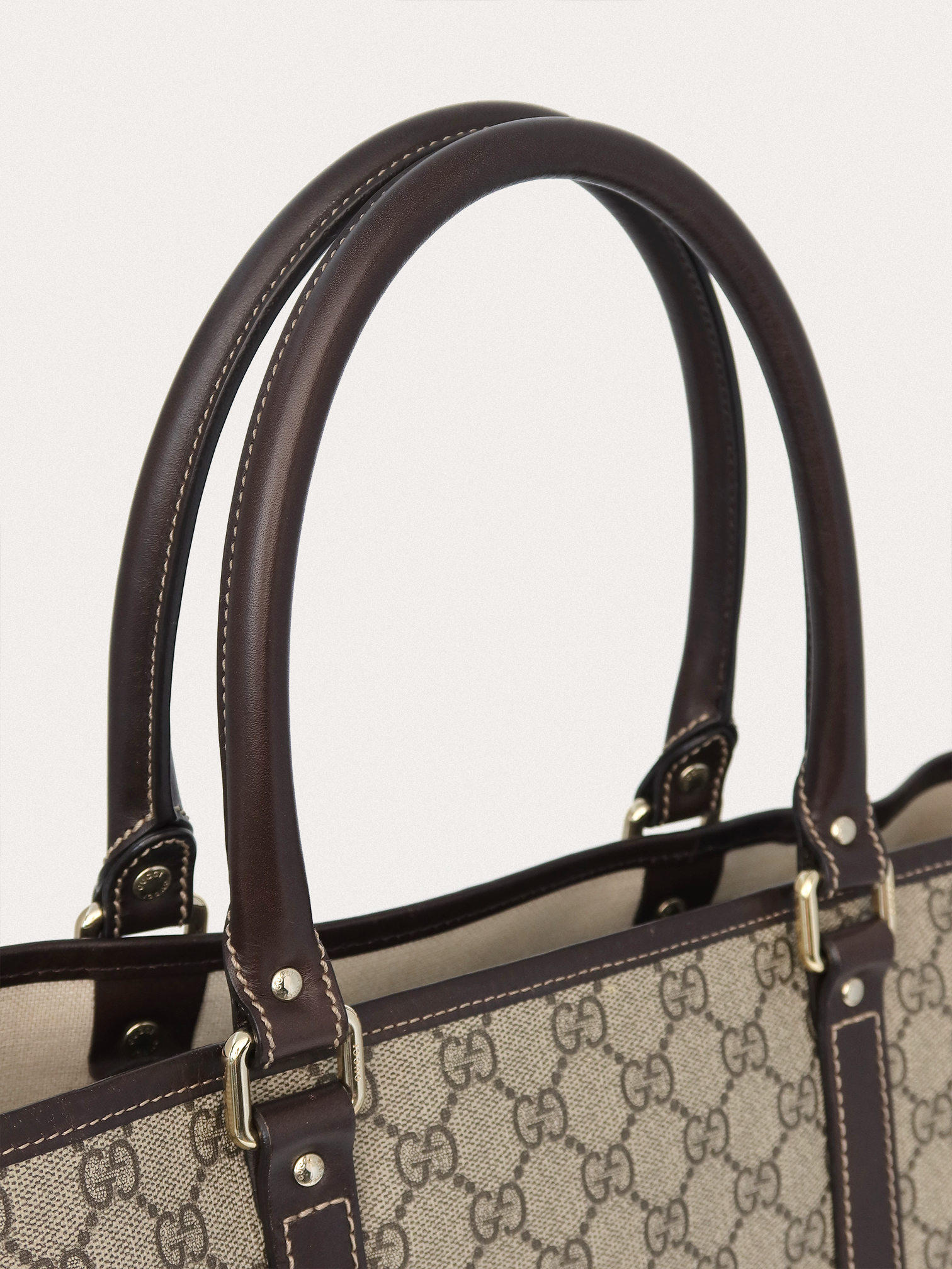 Gucci GG Supreme Tote Bag - Master