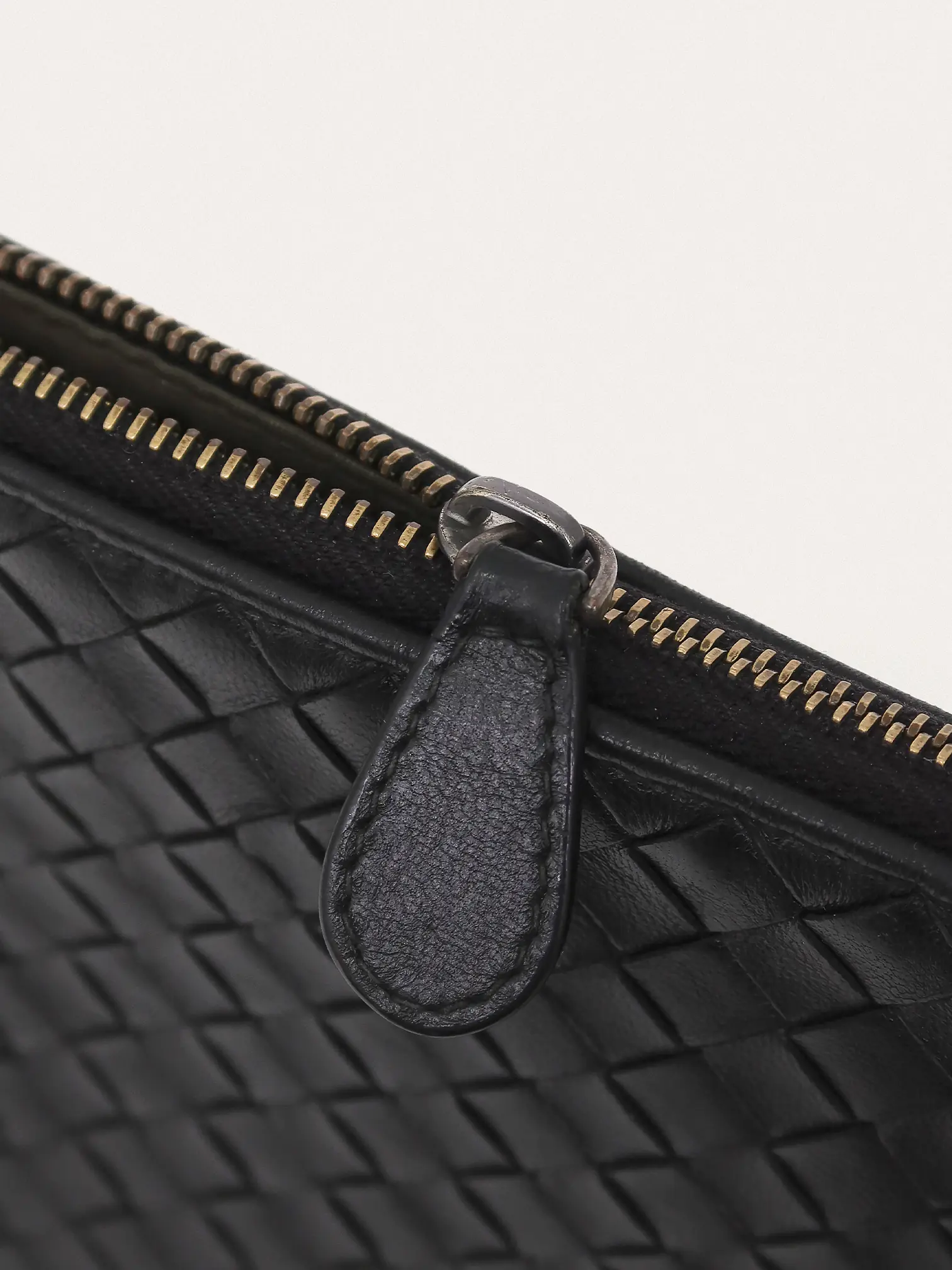 Intrecciato Pouch - Master