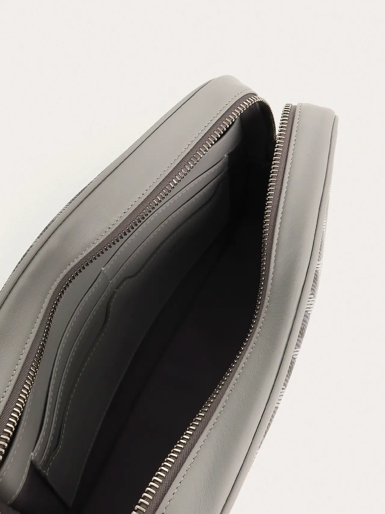 Christian Dior Rider Zipped Messenger - Master