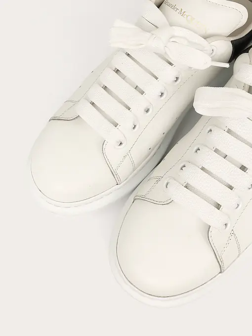 Oversized Sneaker Off White/Black - Master