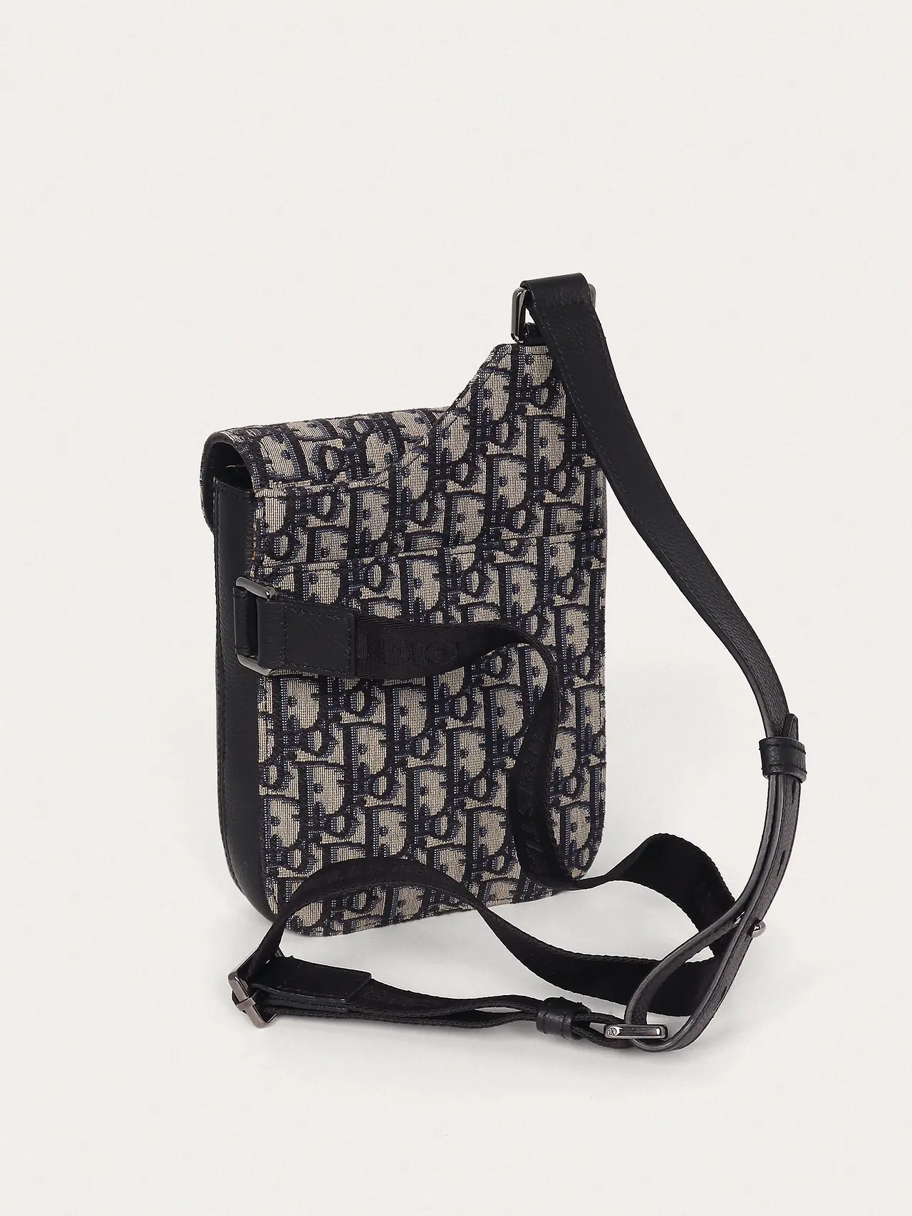 Christian Dior Rectangular Crossbody Pouch - Master