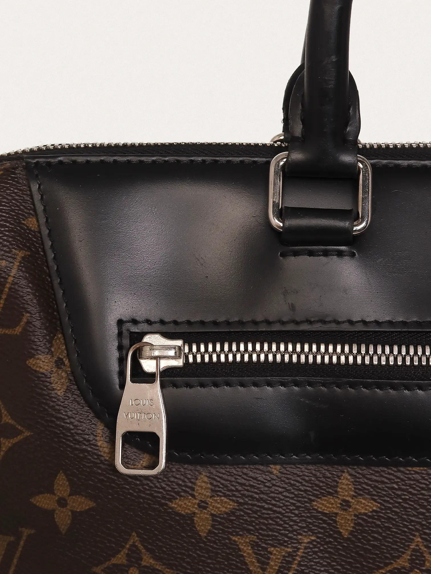 Louis Vuitton Porte Documents - Master