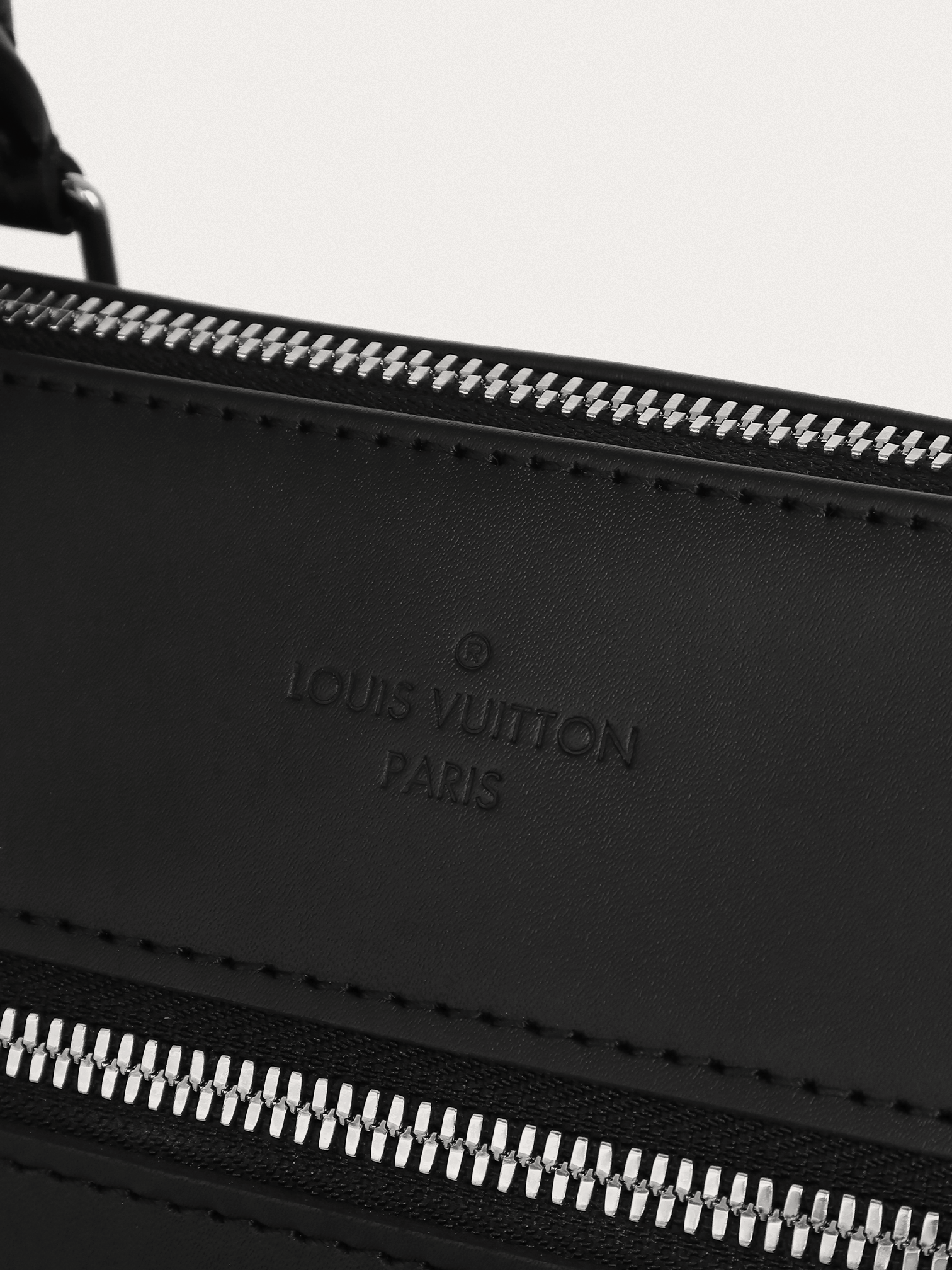 Louis Vuitton Porte Documents - Master