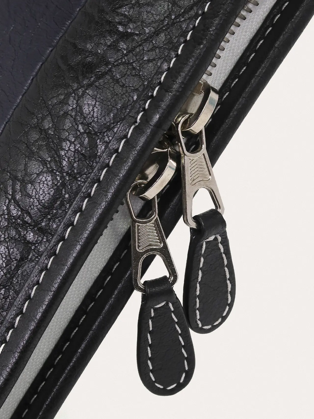 Tricolor Bazar Pouch - Master