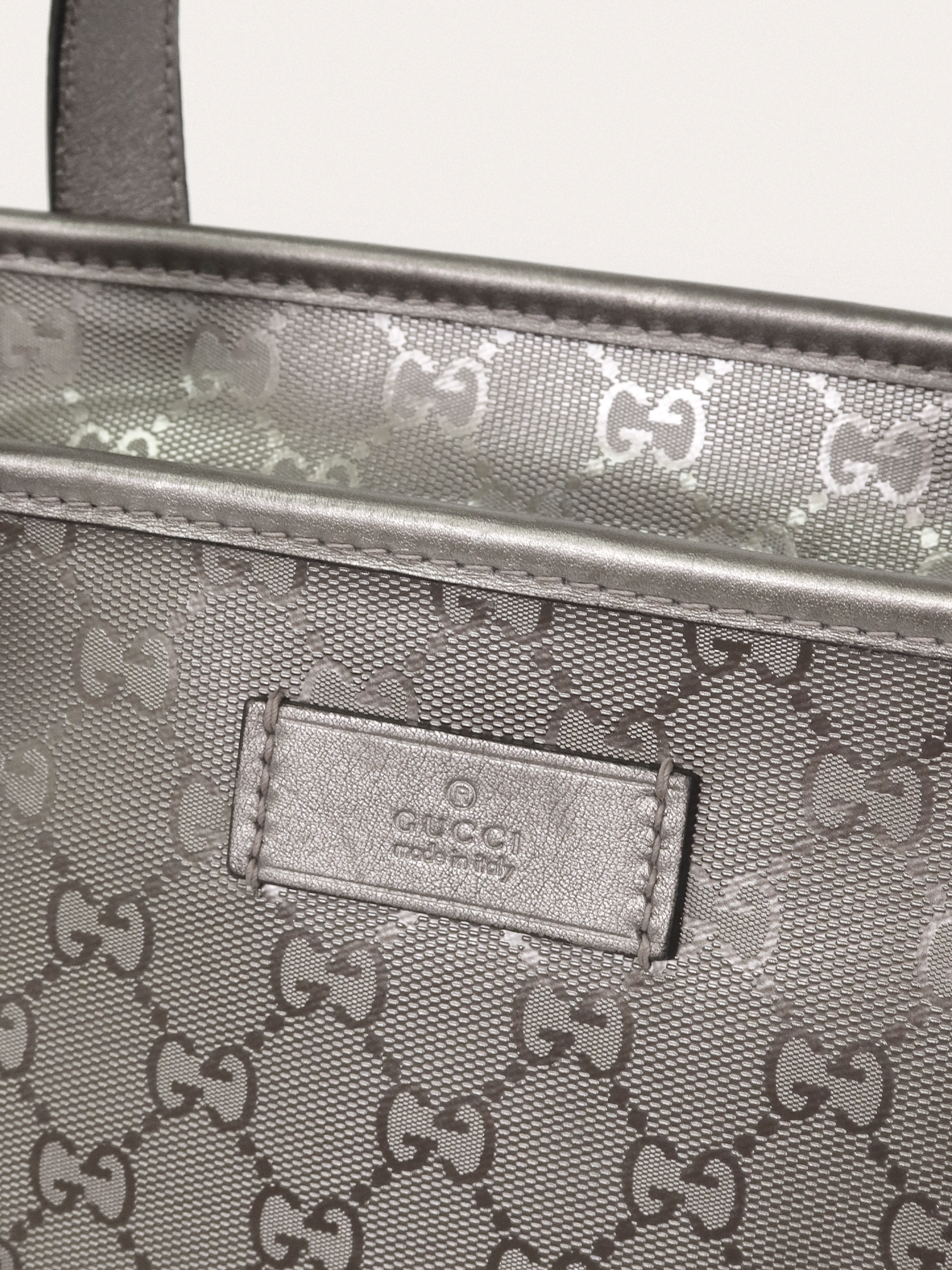 Gucci GG Supreme Tote - Master