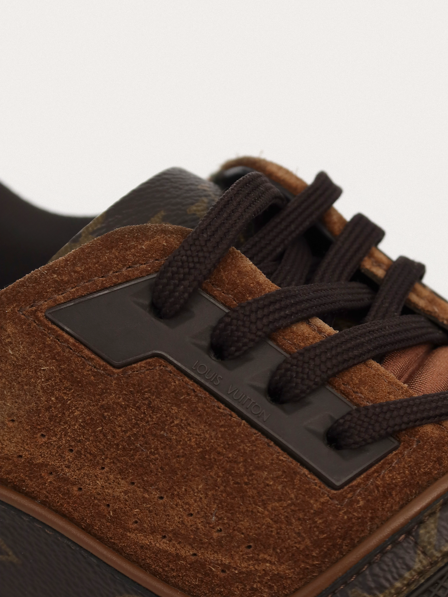 Louis Vuitton Trainer - Master