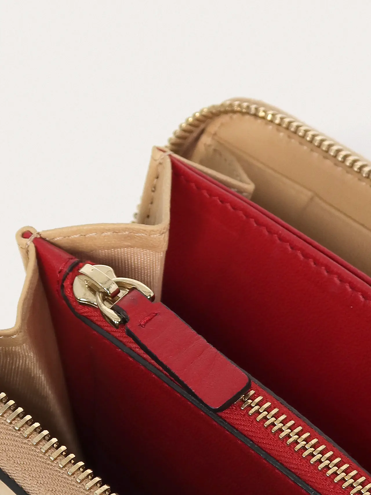Valentino Zip Wallet - Master