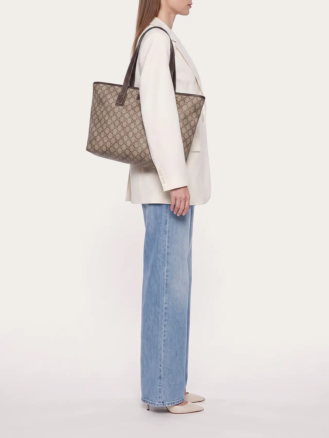 Gucci Supreme Tote - Master