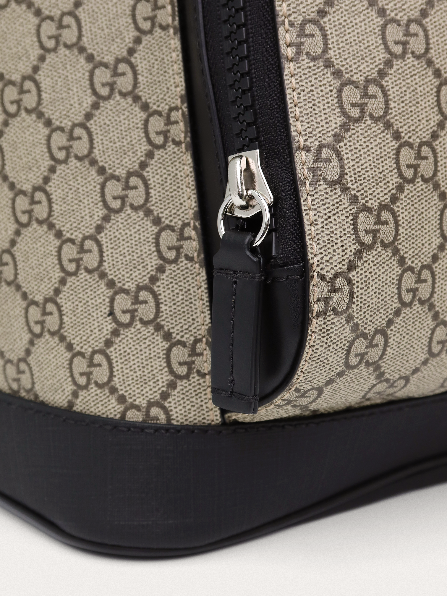 Gucci GG Supreme Backpack - Master
