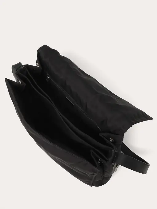 Large Padded Re-Nylon Shoulder Travel Bag - Master