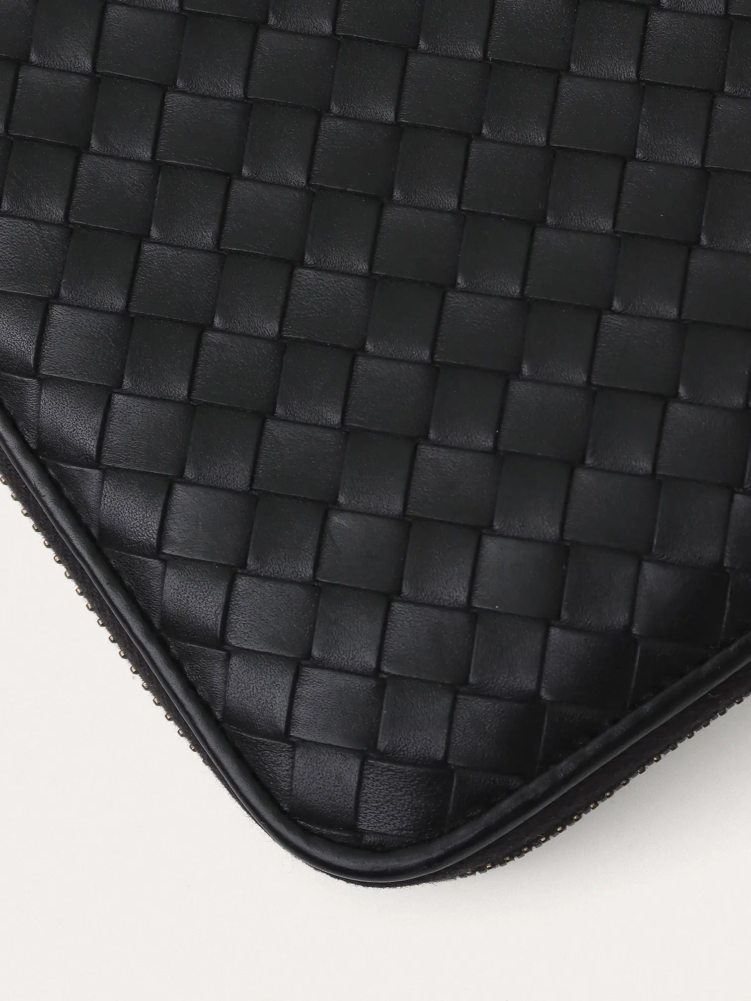 Intrecciato Zip Wallet - Master