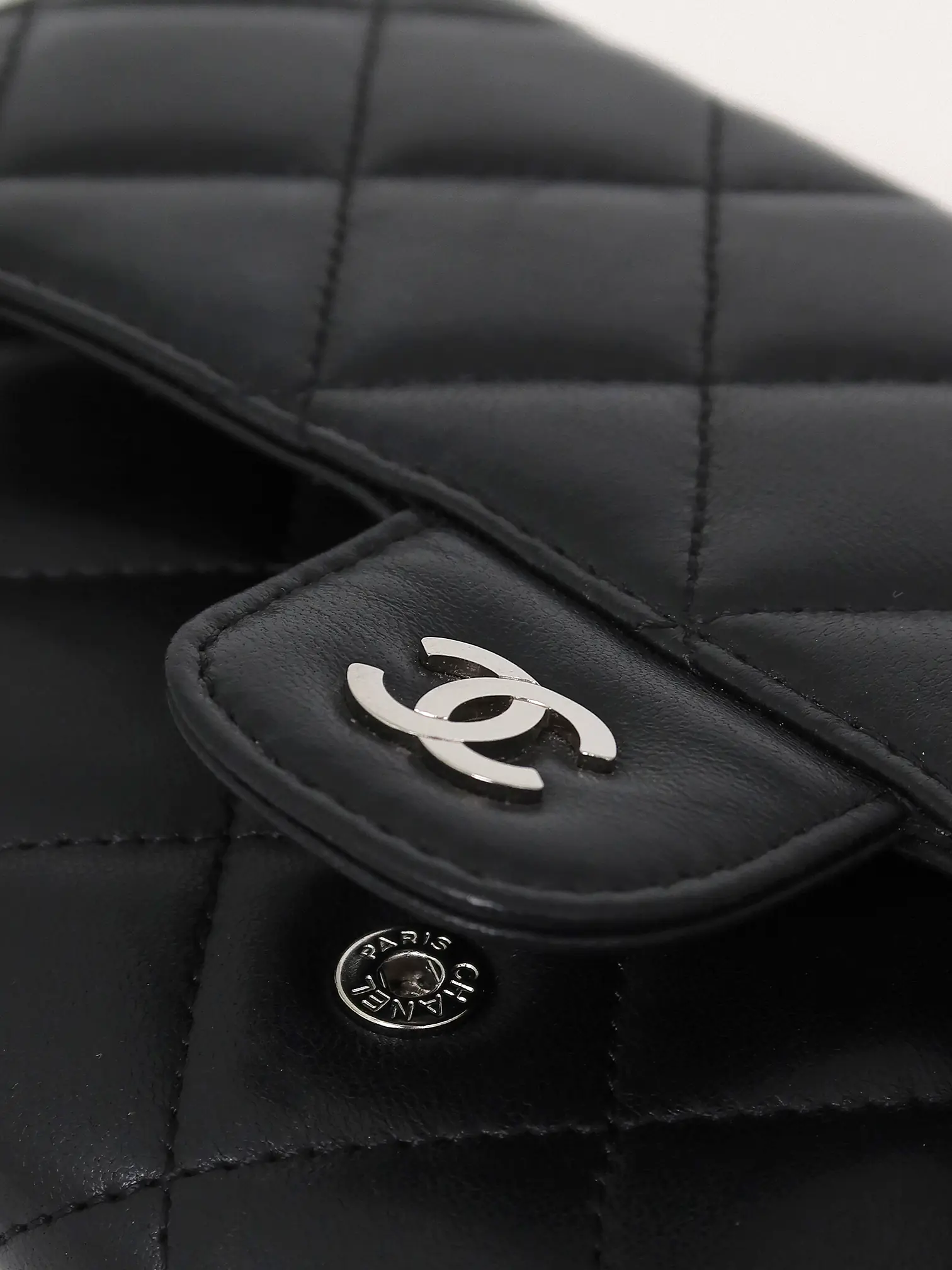 Classic Flap Wallet - Master
