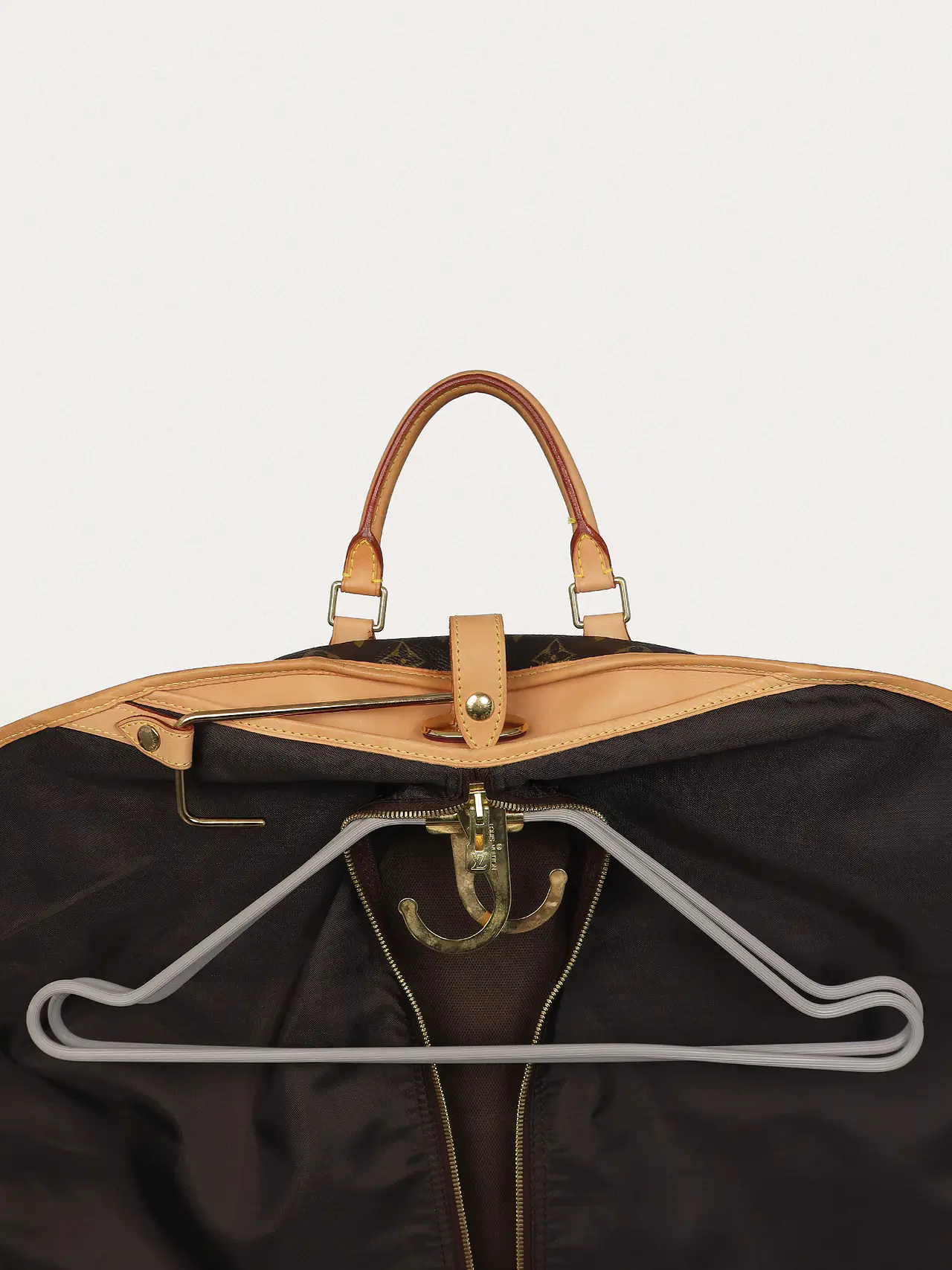 Louis Vuitton Garment Bag - Master