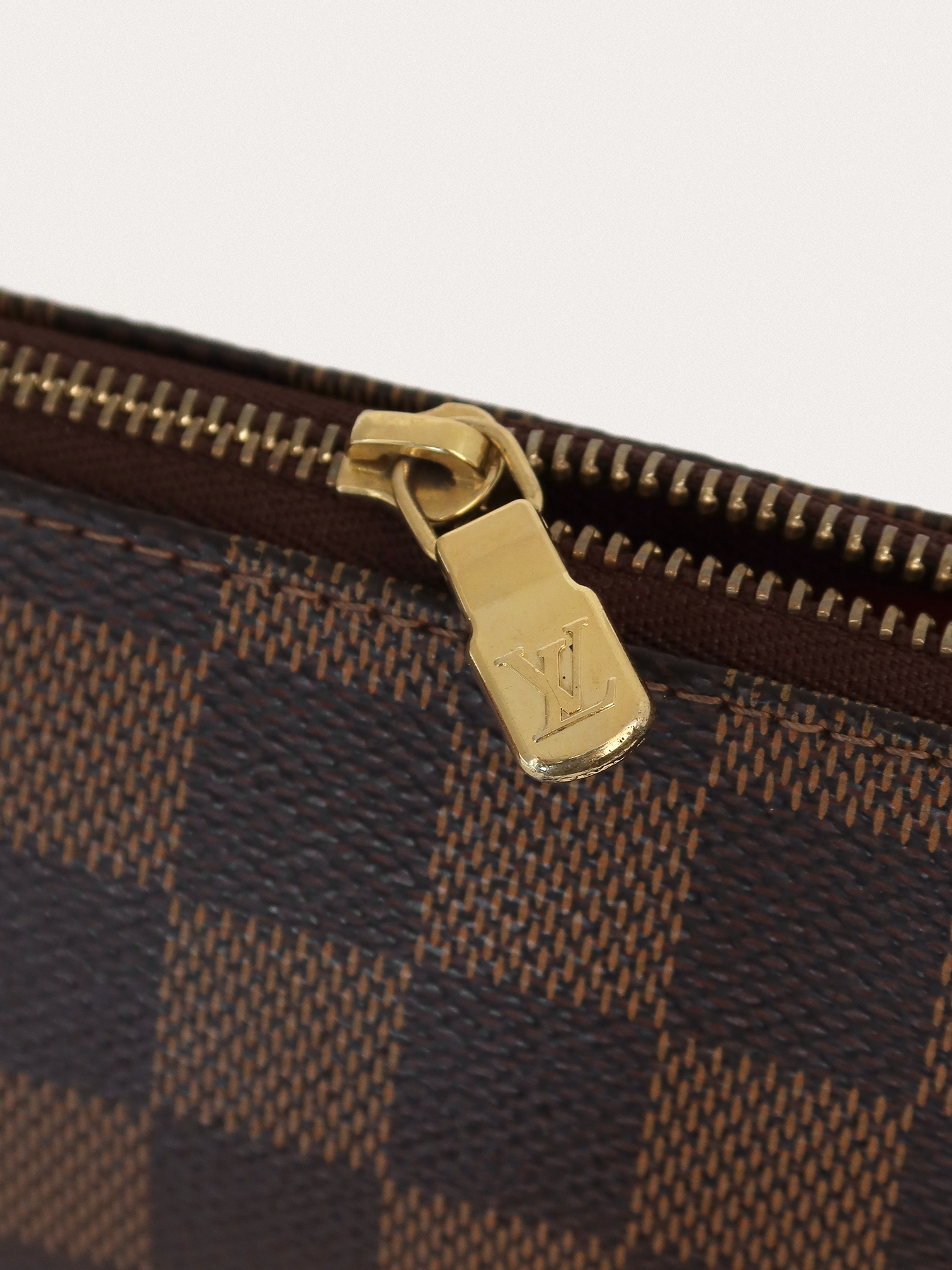 Louis Vuitton Eva - Master